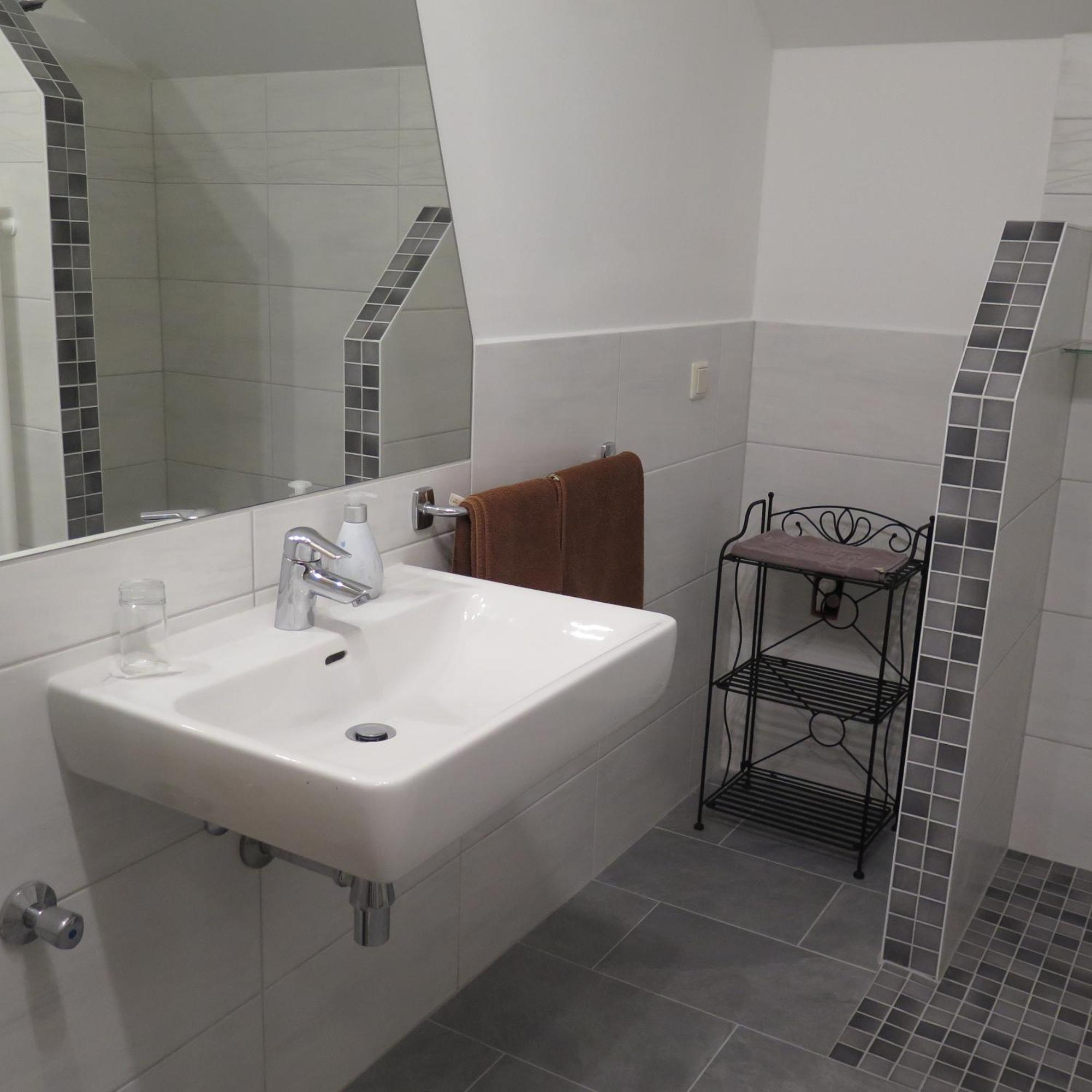 Rosenhotel - Serviced Apartments Zwentendorf ภายนอก รูปภาพ